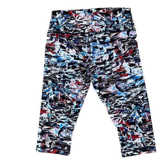Lululemon Women's Leggings Capri Pants YOGA Aerobic Stretch active Athleisure 10 - Picture 2 of 3